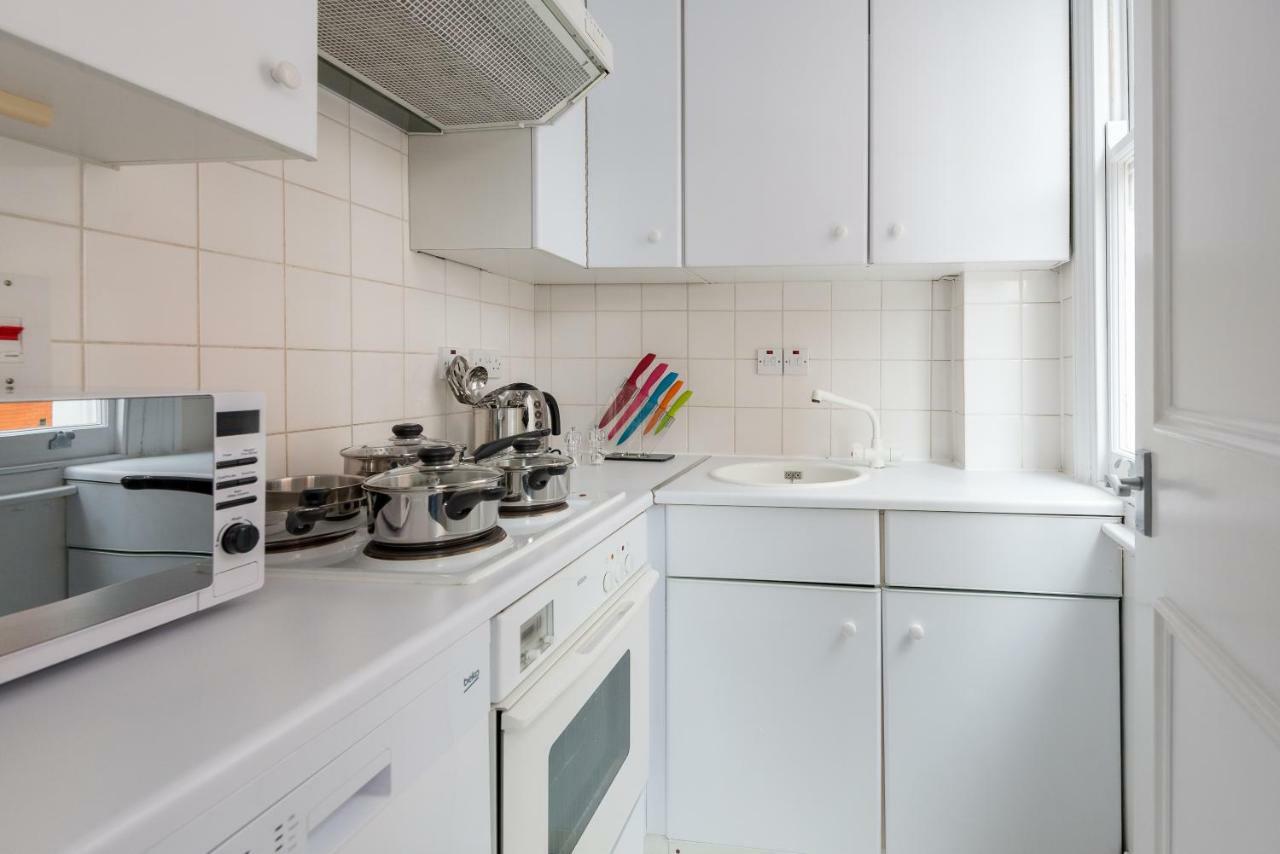 One Bedroom High Street Kensington Apartment London Kültér fotó